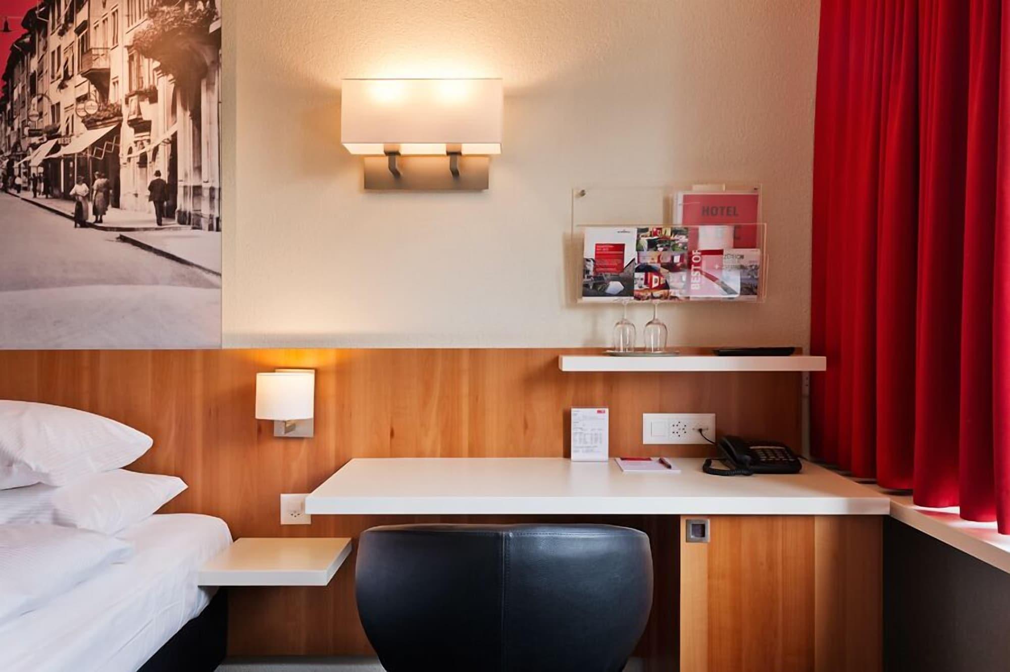Hotel Wartmann Am Bahnhof فينترتور المظهر الخارجي الصورة